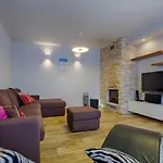 New With Swimming Pool, Olive Grove And Sea View By Traveler Tourist Agency Krk Id 2201 빌라